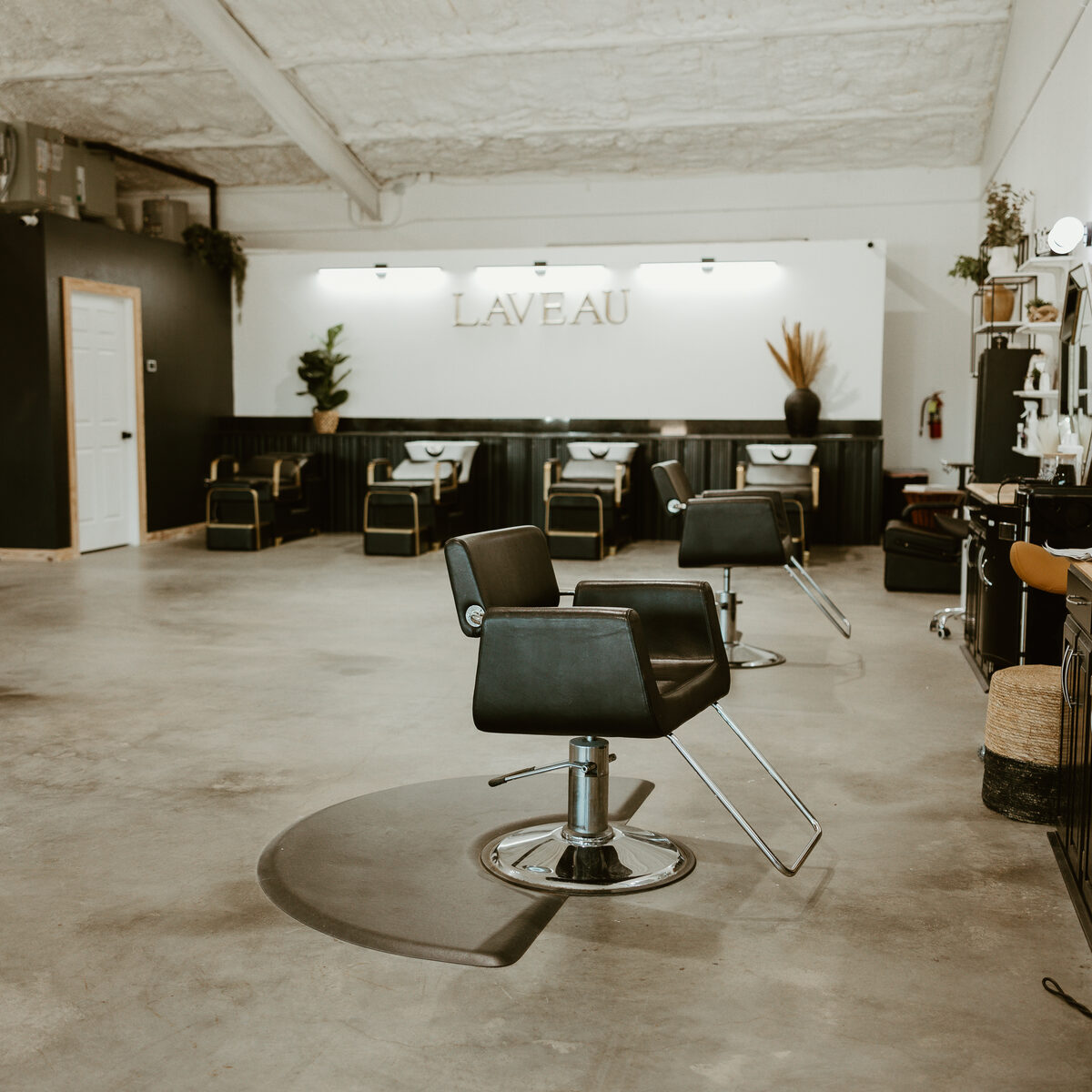 Inside Salon Laveau